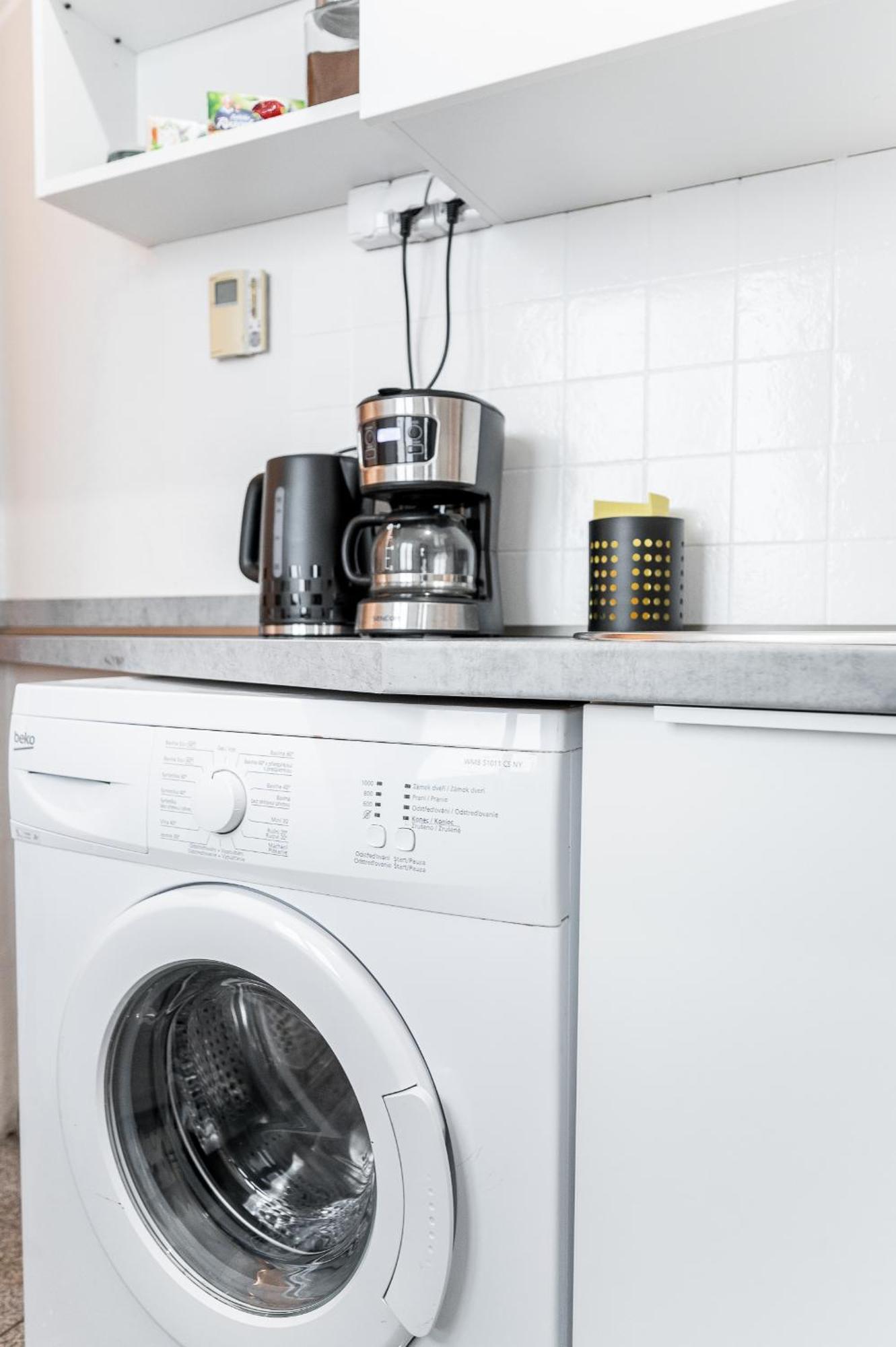 K1 Piatok Sobota Disco Cez Tyzden Tichy Apartman Kosice Luaran gambar