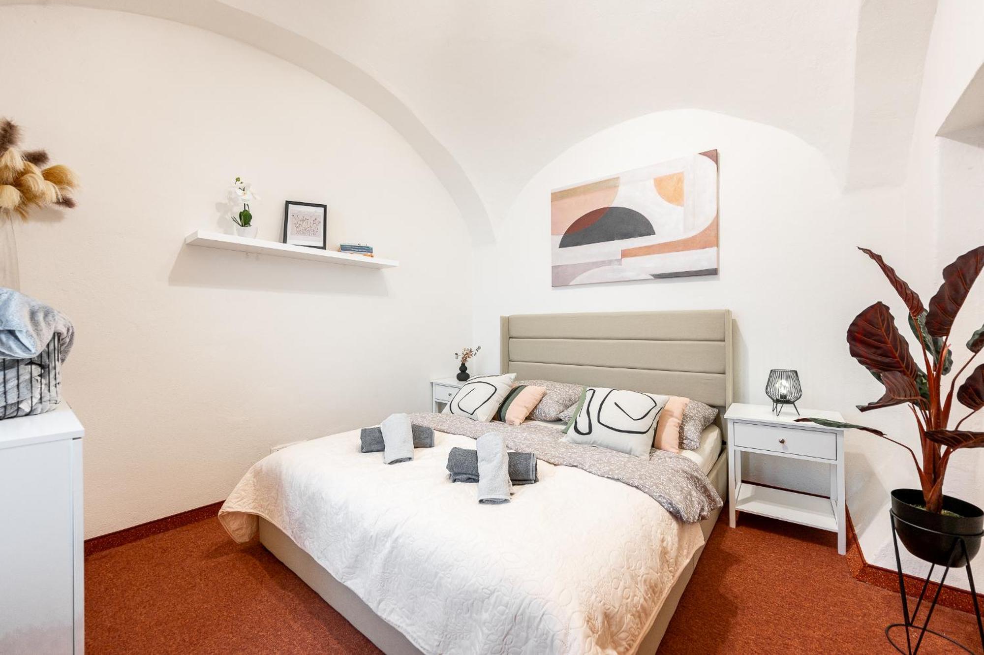 K1 Piatok Sobota Disco Cez Tyzden Tichy Apartman Kosice Luaran gambar