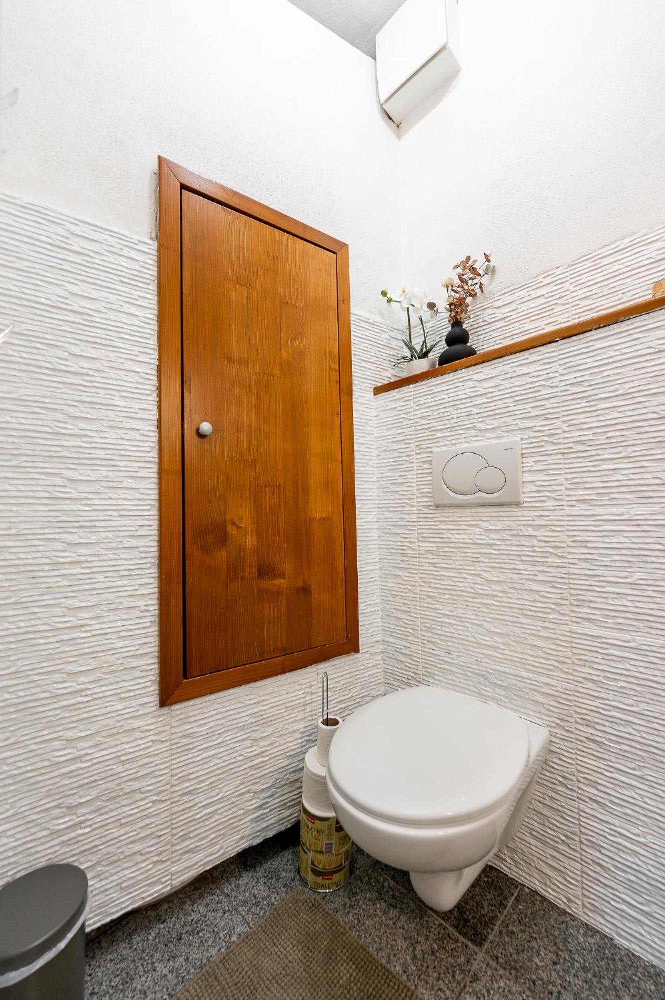 K1 Piatok Sobota Disco Cez Tyzden Tichy Apartman Kosice Luaran gambar