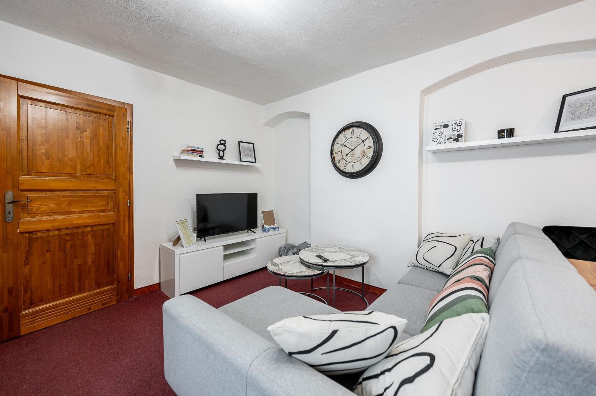 K1 Piatok Sobota Disco Cez Tyzden Tichy Apartman Kosice Luaran gambar