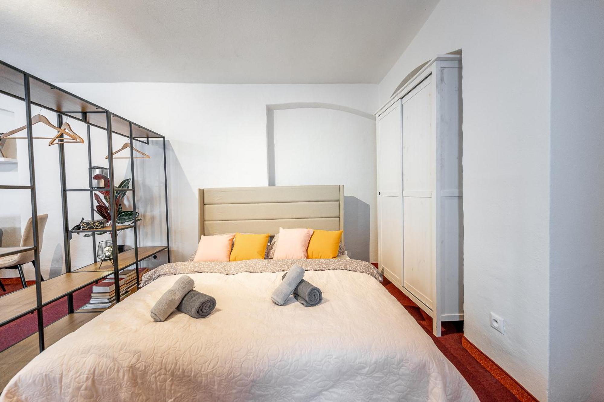 K1 Piatok Sobota Disco Cez Tyzden Tichy Apartman Kosice Luaran gambar